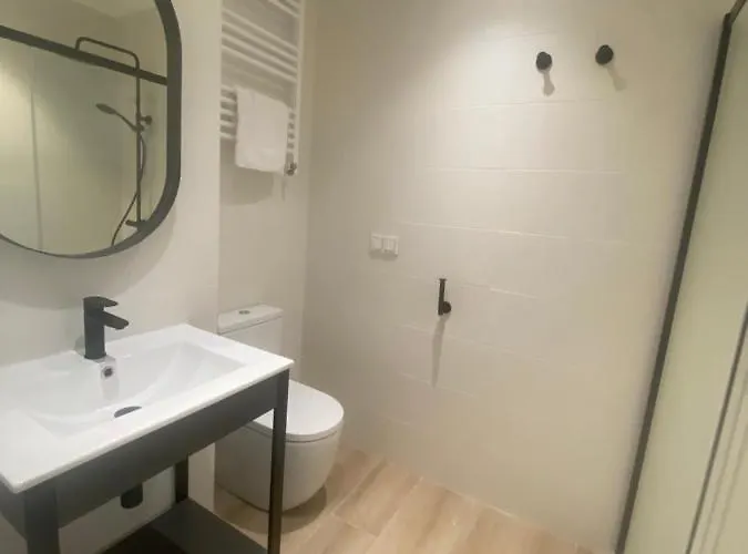 Donostia بيت ضيافة سان سيباستيان