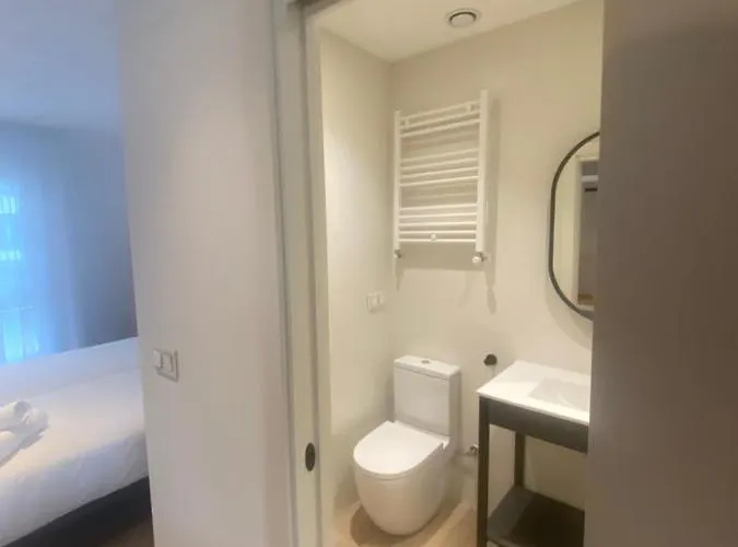 Donostia بيت ضيافة سان سيباستيان