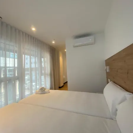 Donostia ゲストハウス 3*