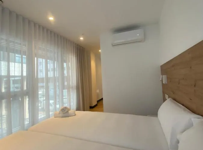 Donostia בית הארחה 3*